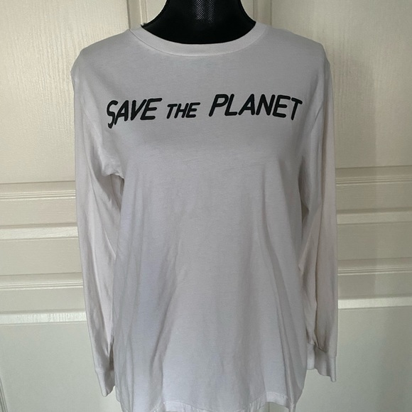 Jersey white I’m size small. Save The Planet on the front is the top - Picture 2 of 5